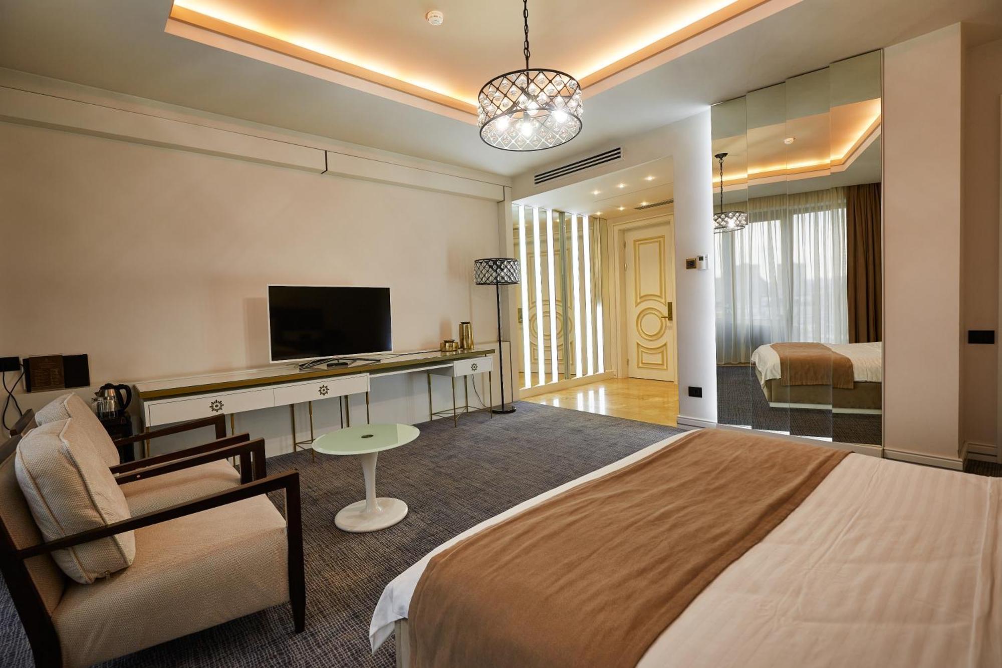 อคาบาเบียน โฮเต็ล Hotel เยเรวาน ห้อง รูปภาพ A room at the hotel