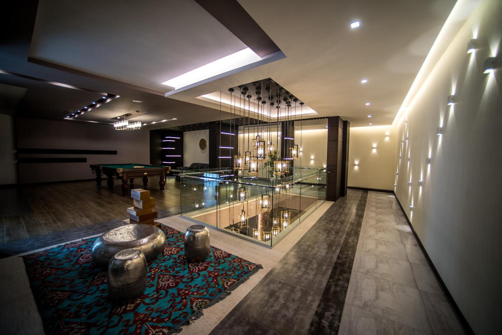 อคาบาเบียน โฮเต็ล Hotel เยเรวาน ภายนอก รูปภาพ The interior of the hotel