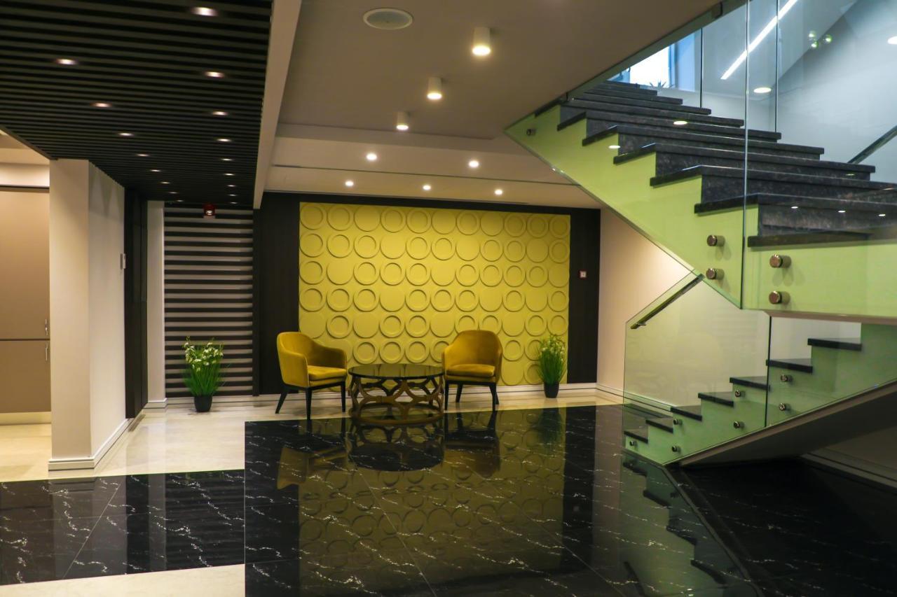 อคาบาเบียน โฮเต็ล Hotel เยเรวาน ภายนอก รูปภาพ Interior of the hotel