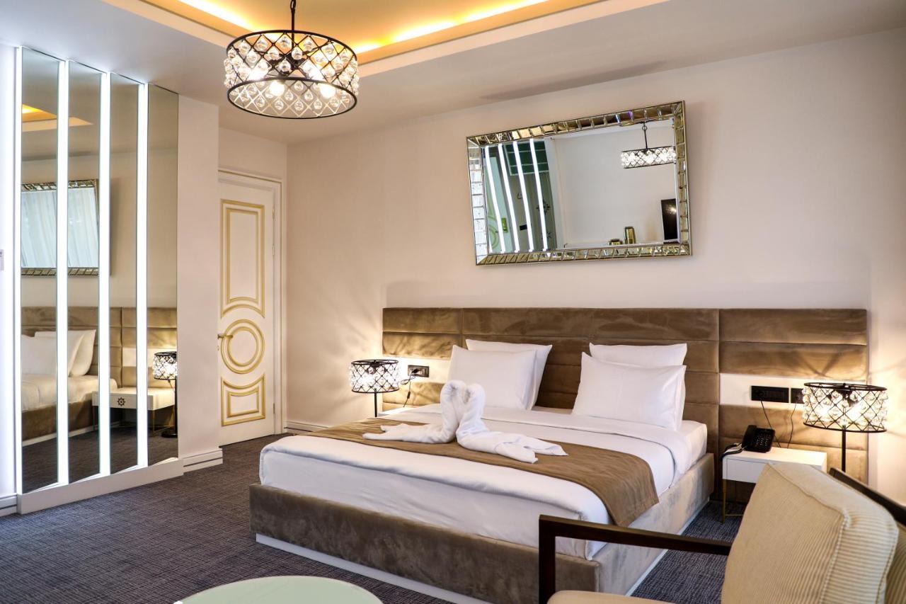 อคาบาเบียน โฮเต็ล Hotel เยเรวาน ภายนอก รูปภาพ A bedroom at the hotel